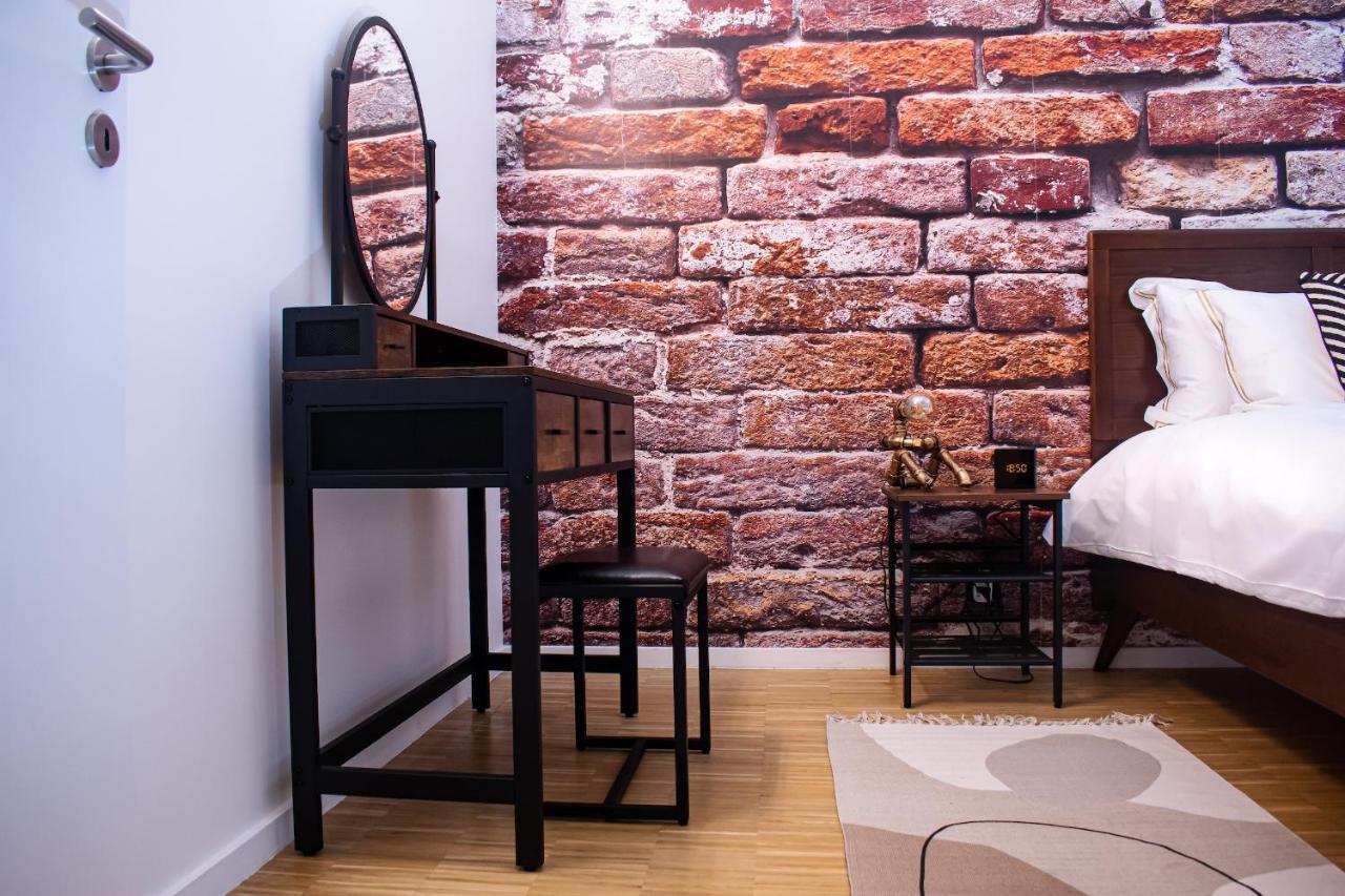 R213 Residences Botanique Apartamento
